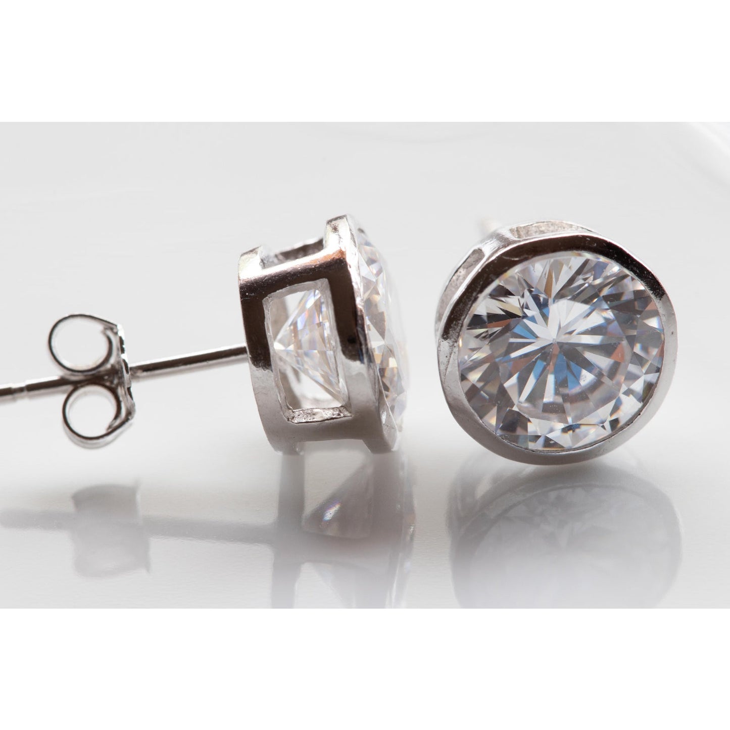 Round Tube Stud