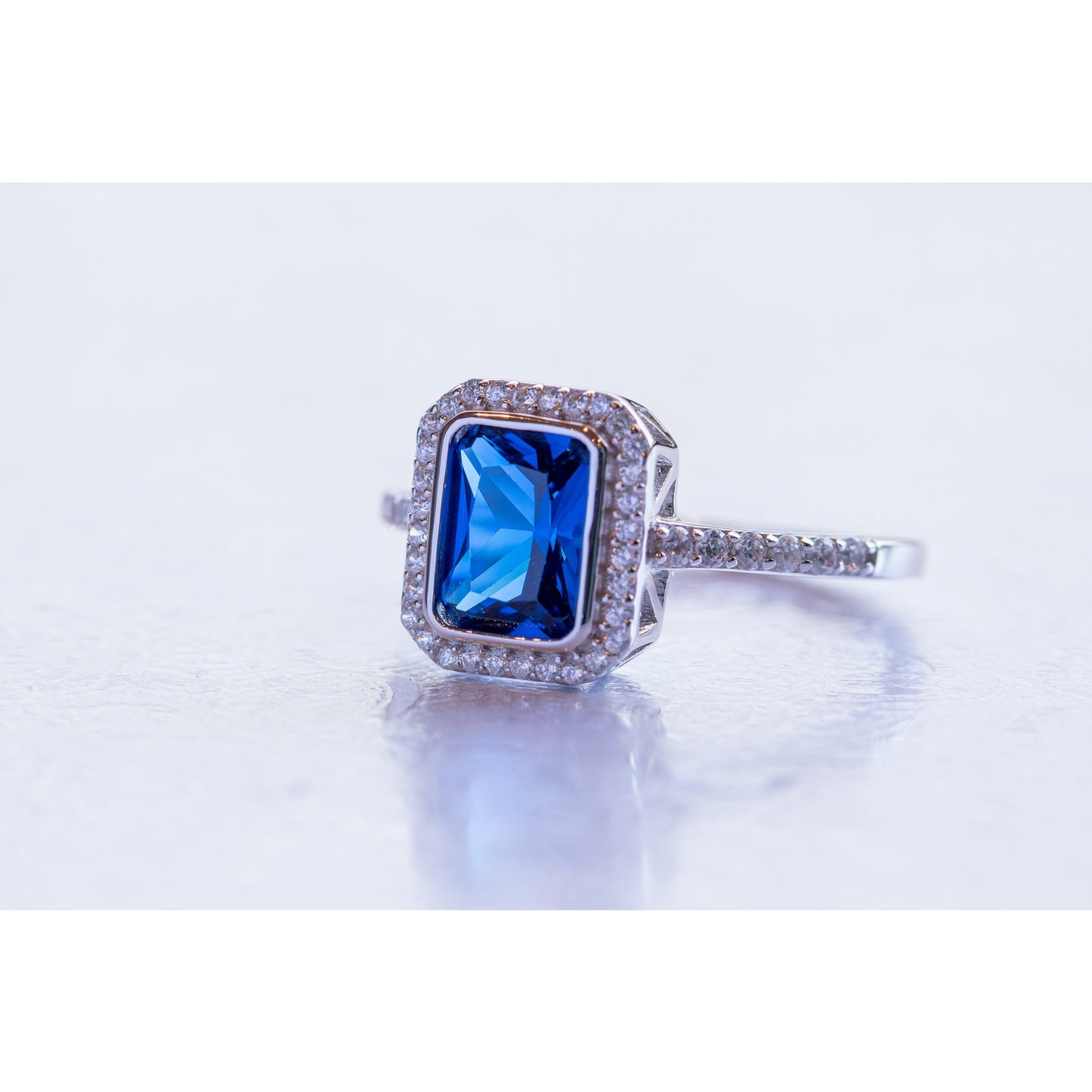 Mikaela Ring